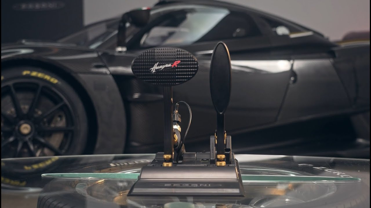 Pagani huayra R sim racing pedals